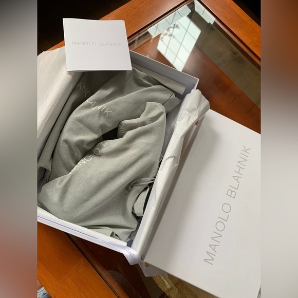 Manolo Blahnik Heels Hangisi - Picture 13 of 14